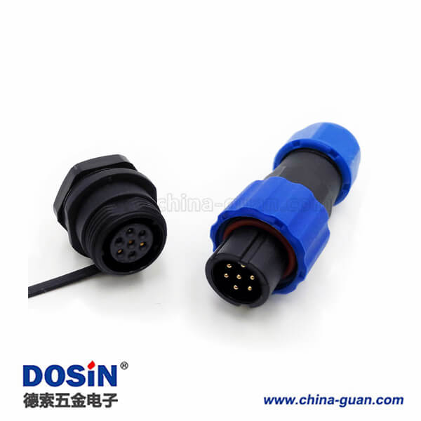 SP13-7 7芯 5A 防水連接器 SP13-7 7芯 5A 防水連接器