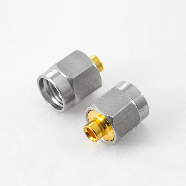 435(30) 焊接SMA連接器公頭接半剛性-086線材