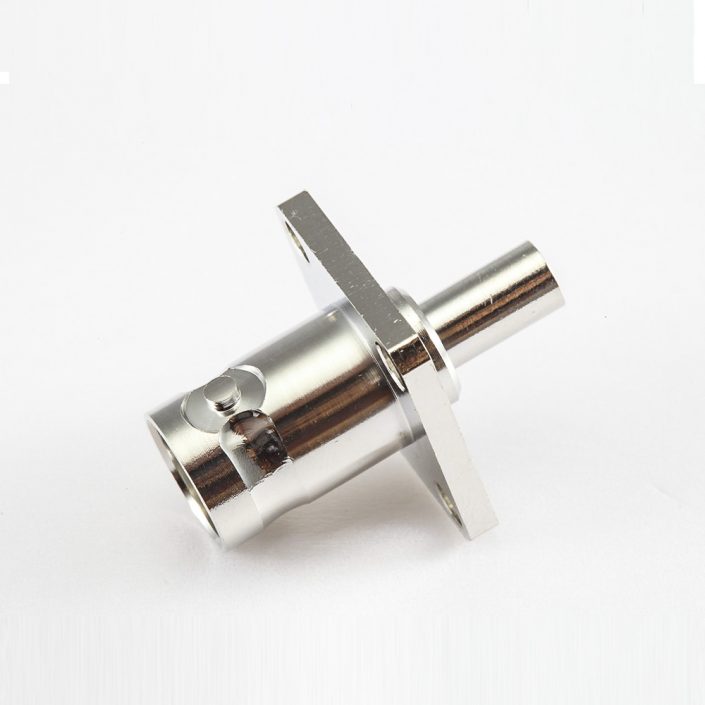 EB-001-0409 用于RG174/RG316的4孔法蘭BNC連接器母頭直式焊接