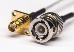 BNC公頭直式轉SMA四孔法蘭母頭直式接RG316線